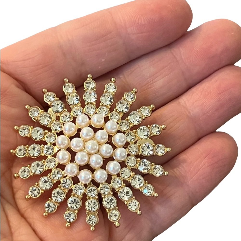 Gold Pearl & Crystal Sunburst Brooch — Elegant Women's Jewelry